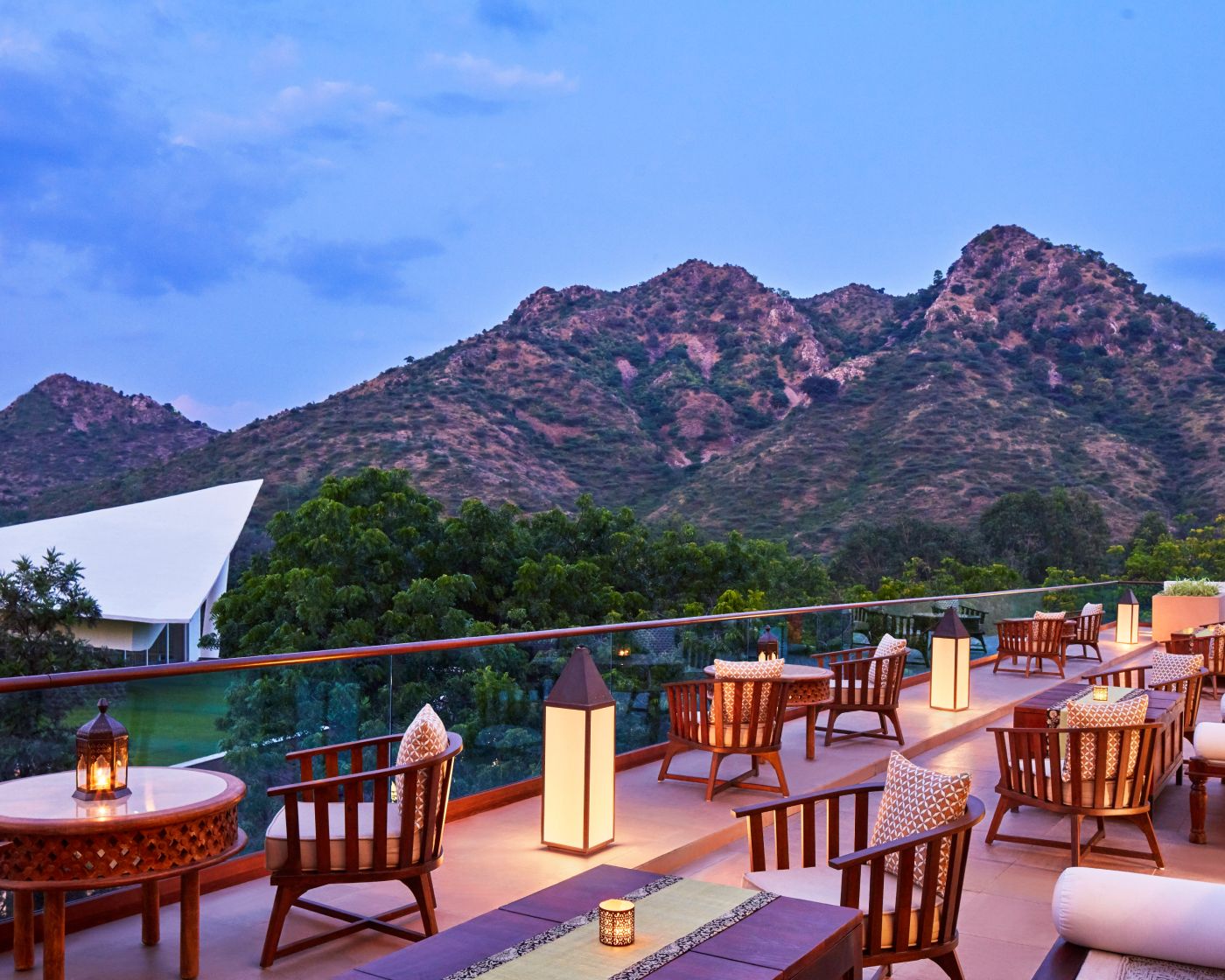 Ridgeview Restaurant - Luxury Restaurant at Taj Aravali Resort & Spa
