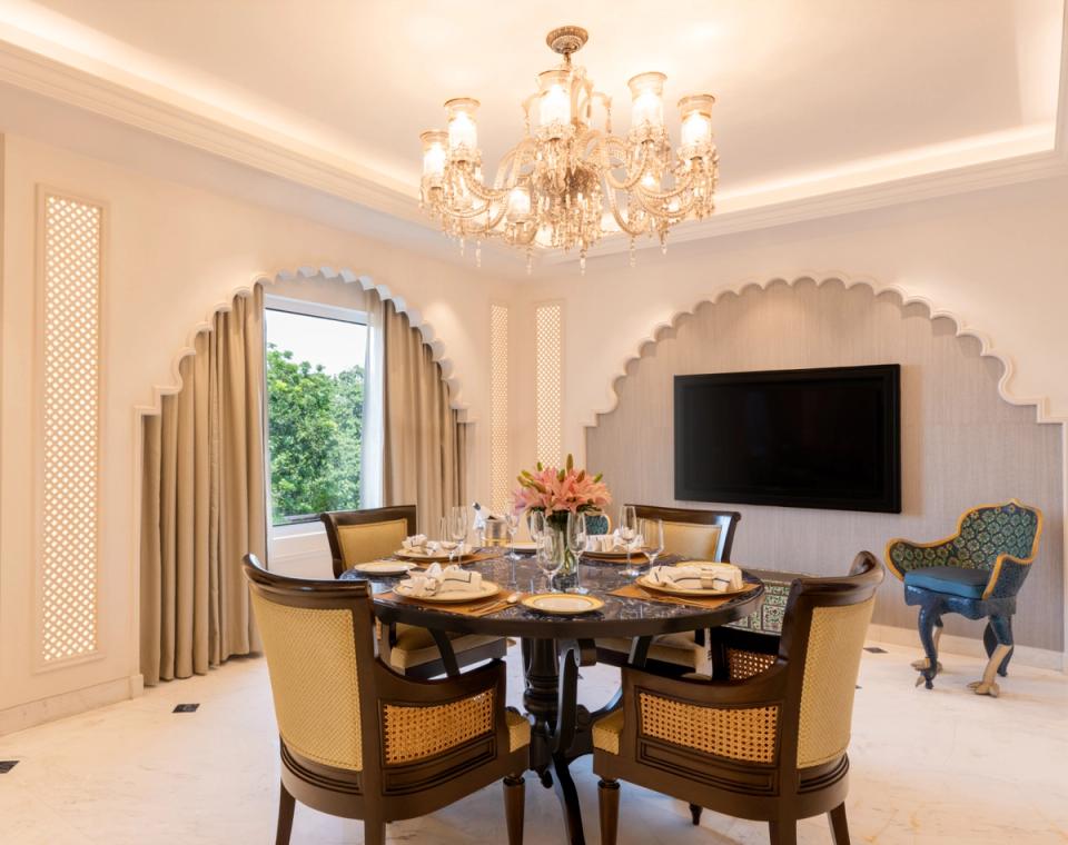  Grand Luxury Suite - Taj Bengal, Kolkata