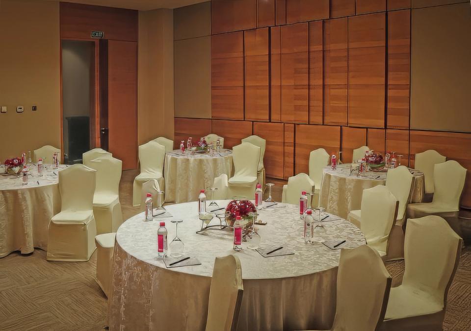 Meeting Room 3 - Luxury Venues at Taj Bangalore, Bengaluru