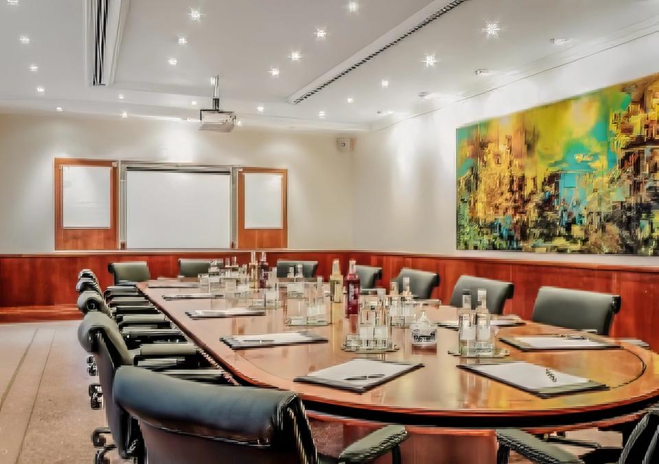 Executive Boardroom - Luxury Meeting Rooms & Event Spaces at St James' Court, London