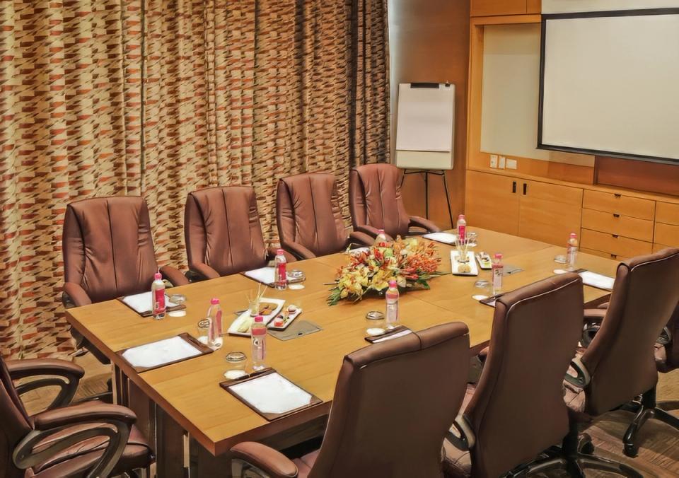 Meeting Room 4 - Luxury Venues at Taj Bangalore, Bengaluru