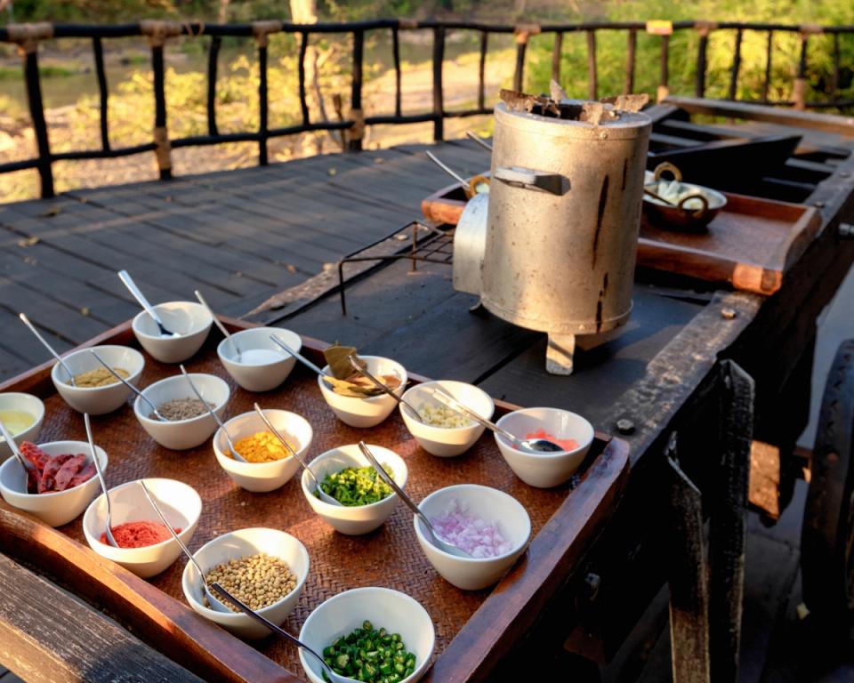  Learn From The Masters - Luxury Dining at Taj Banjaar Tola