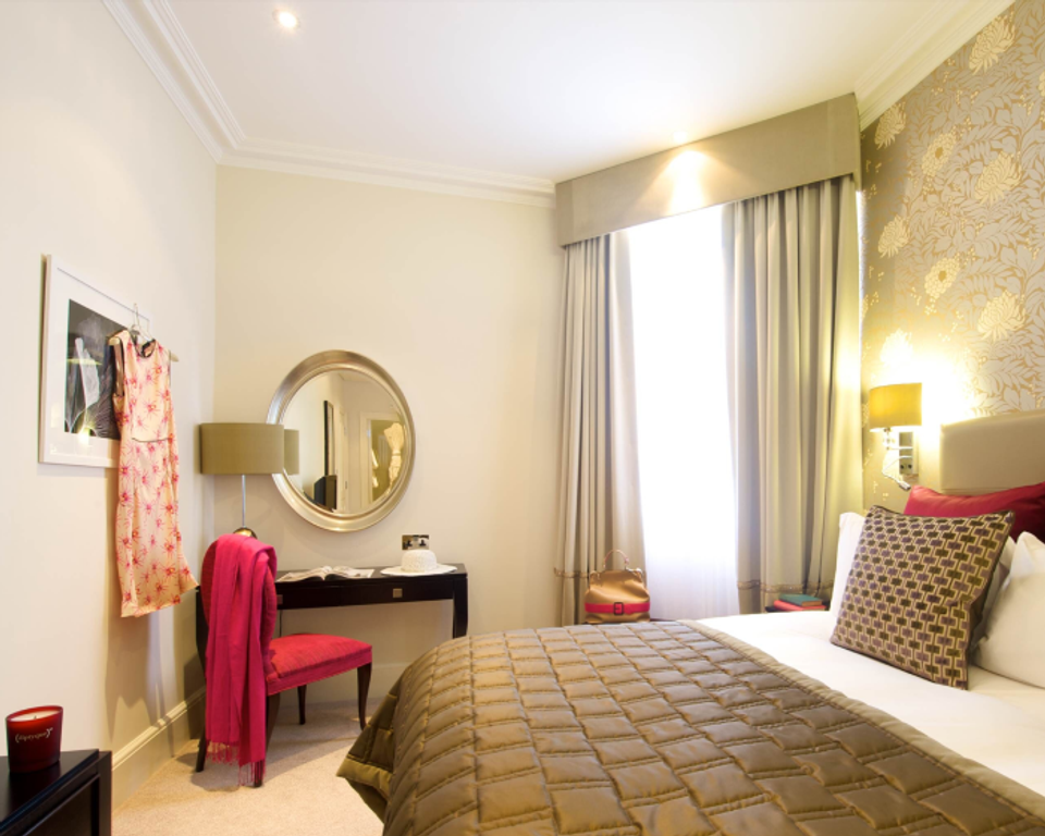 Presidential Two Bedroom Suite - Taj 51 Buckingham Gate