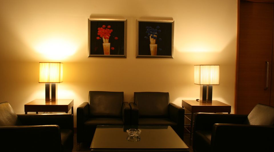 Sophisticated Lounge Bar - Taj Wellington Mews, Mumbai