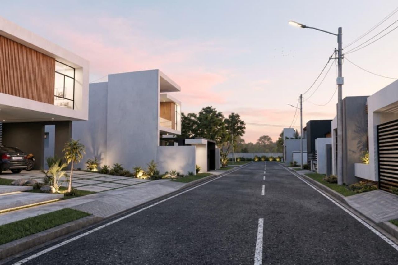 Calle del residencial al atardecer