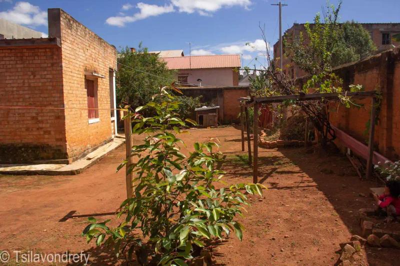 Terrain Antanetibe Antehiroka