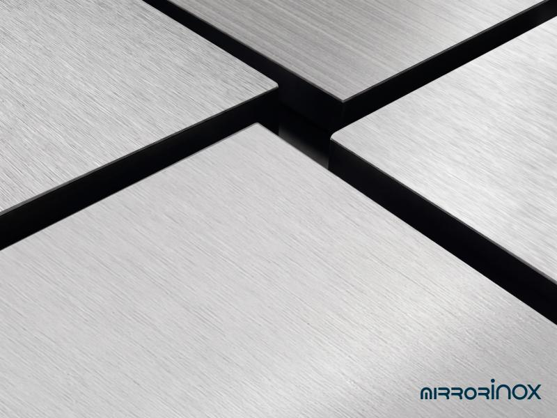 صفيحة من الفولاذ المقاوم للصدأ بتجليخ عرضي ومتقاطع دقيق من mirrorINOX