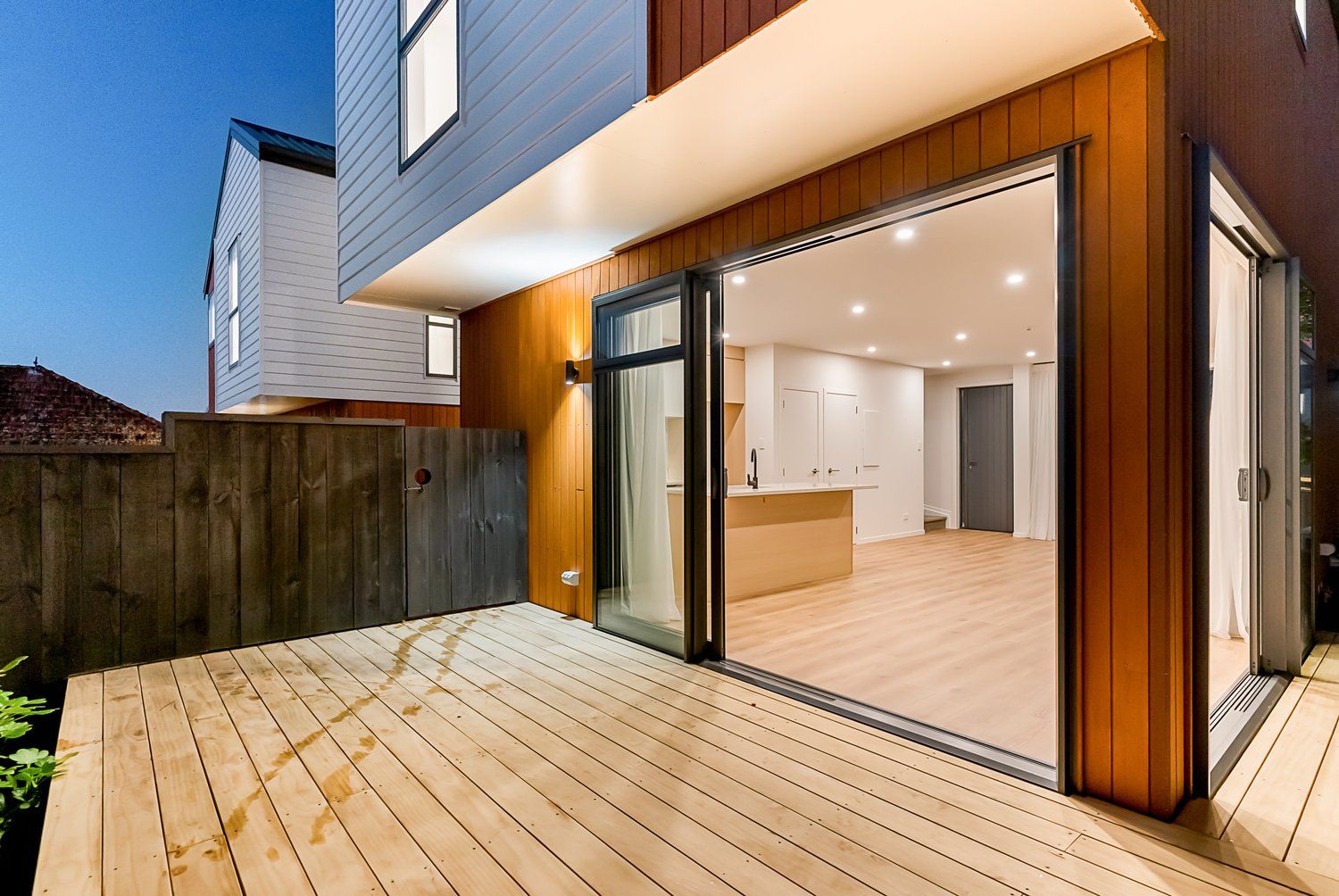 48-sailsbury-gallery-11.jpg