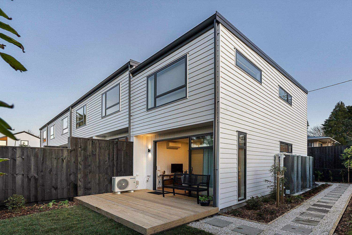 48-sailsbury-gallery-2.jpg