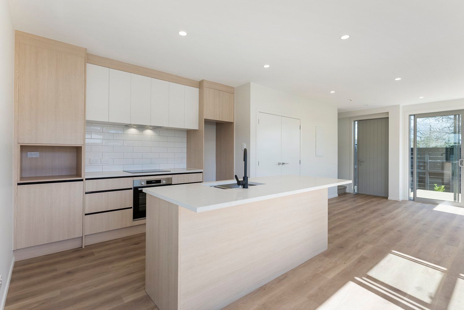89-sailsbury-gallery-21.jpg
