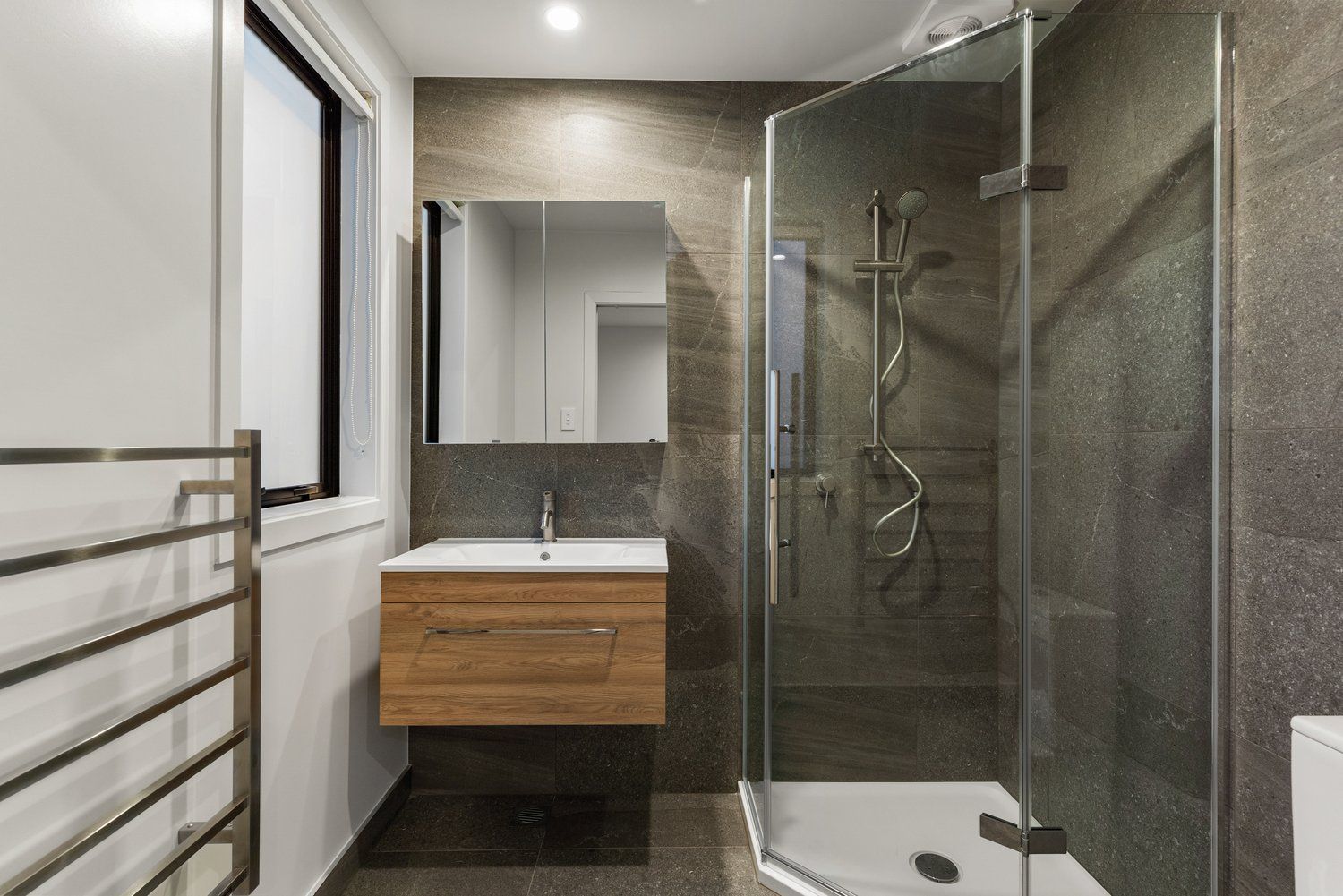 56-sailsbury-gallery-22.jpg