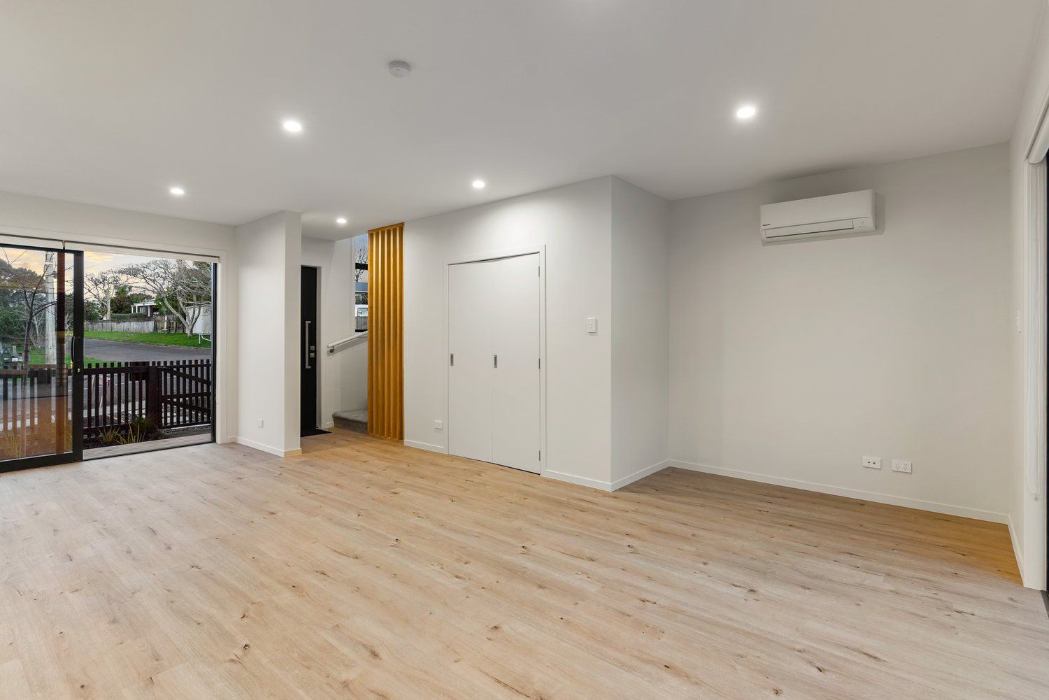 56-sailsbury-gallery-24.jpg