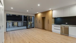 56-sailsbury-gallery-21.jpg