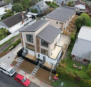 320 Rangatira Aerial 1.jpg