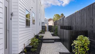 89-sailsbury-gallery-18.jpg