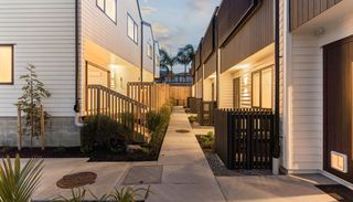 56-sailsbury-gallery-8.jpg