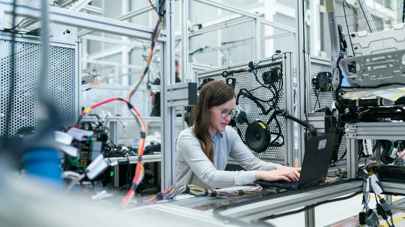 How Non-Technical Founders Can Choose the Right Tech Stack