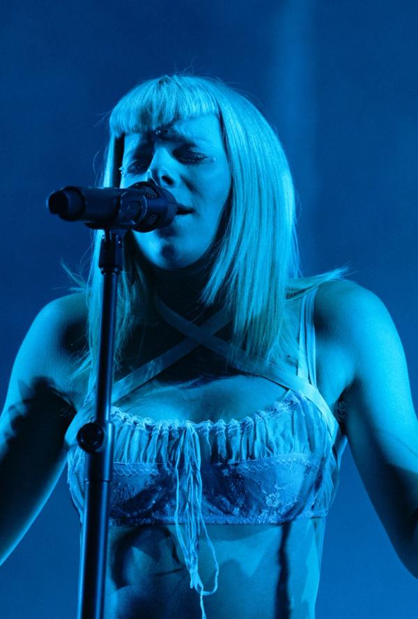 Bilde fra 'AURORA: What Happened To The Earth?'