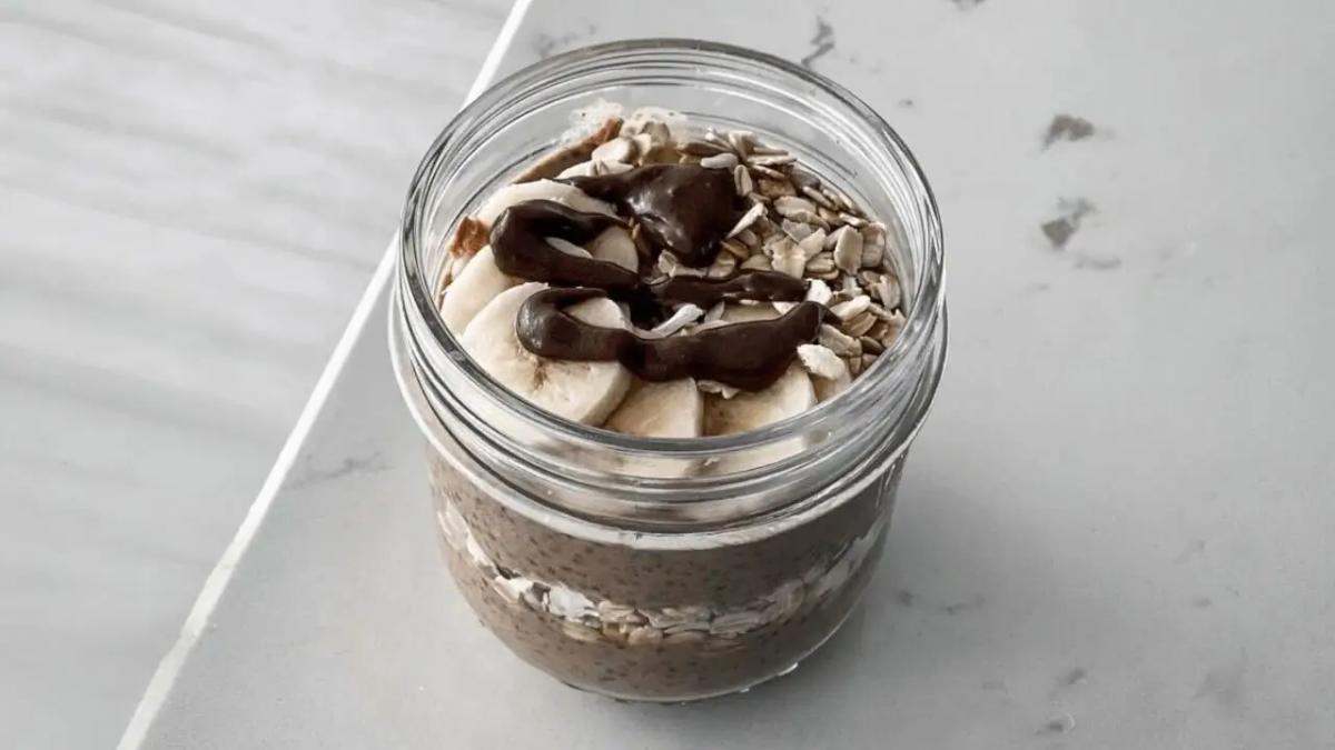 Peanut Butter Chocolate Chia Pudding