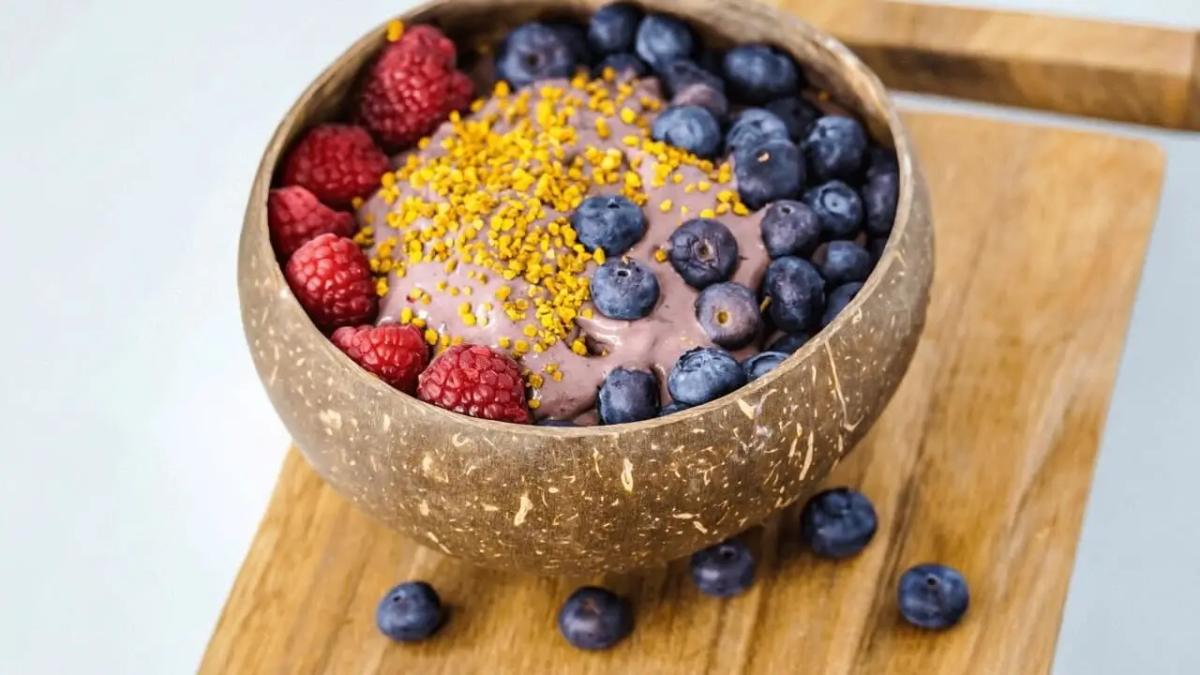 Berry Bee Pollen Bowl