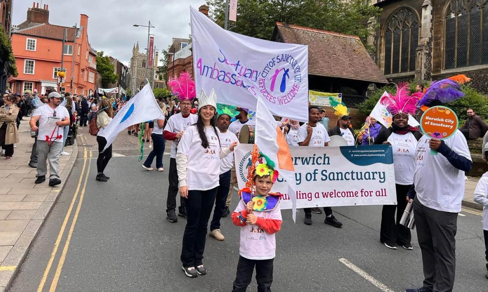 Image of sanctuary ambassadors at a local event