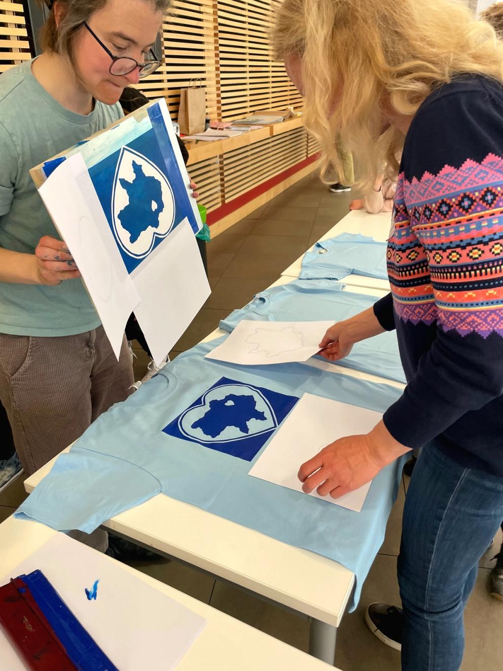 Image of adult screenprinting