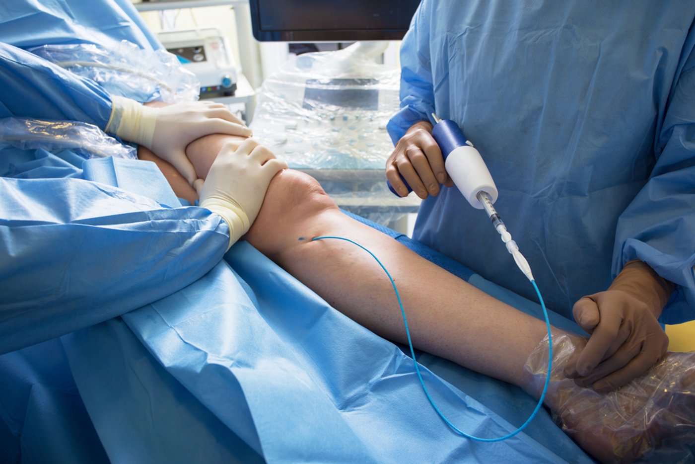 ¿Qué diferencia hay entre un angiólogo y un cirujano vascular?