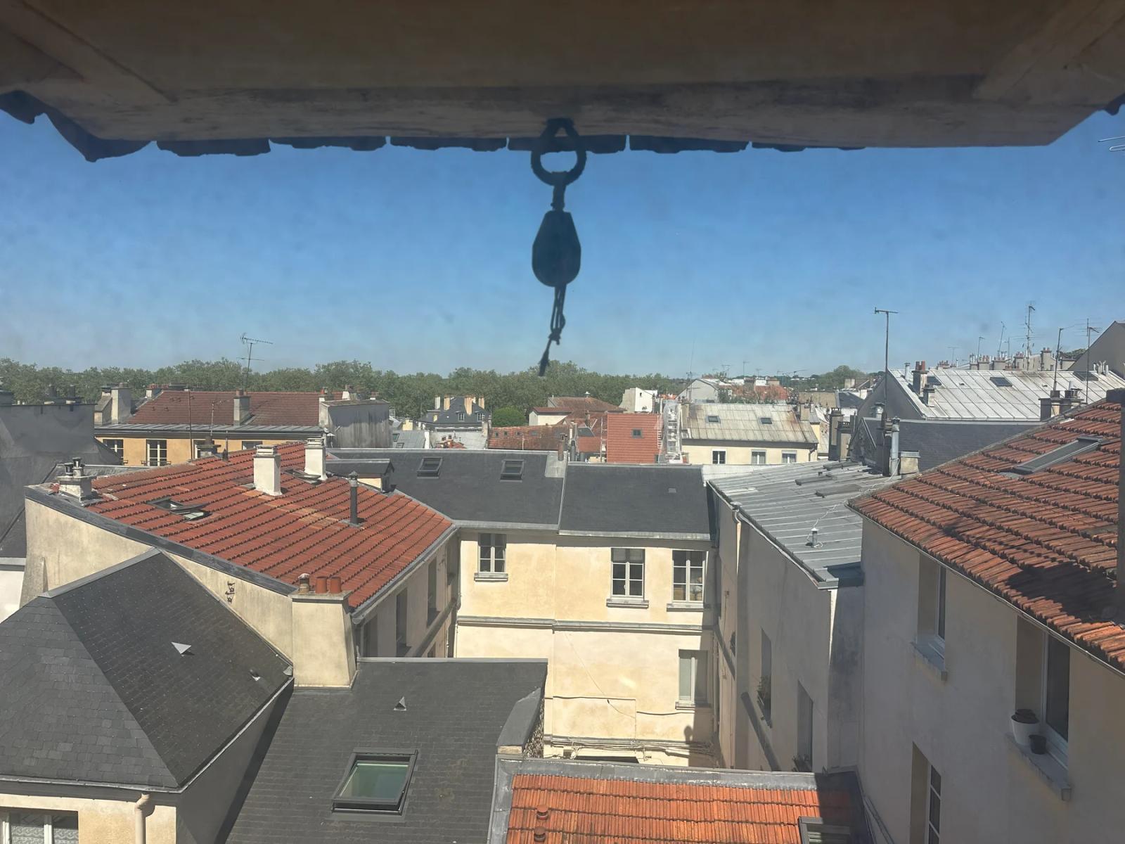 Vue depuis l’appartement sur les toits de Versailles — Versailles.