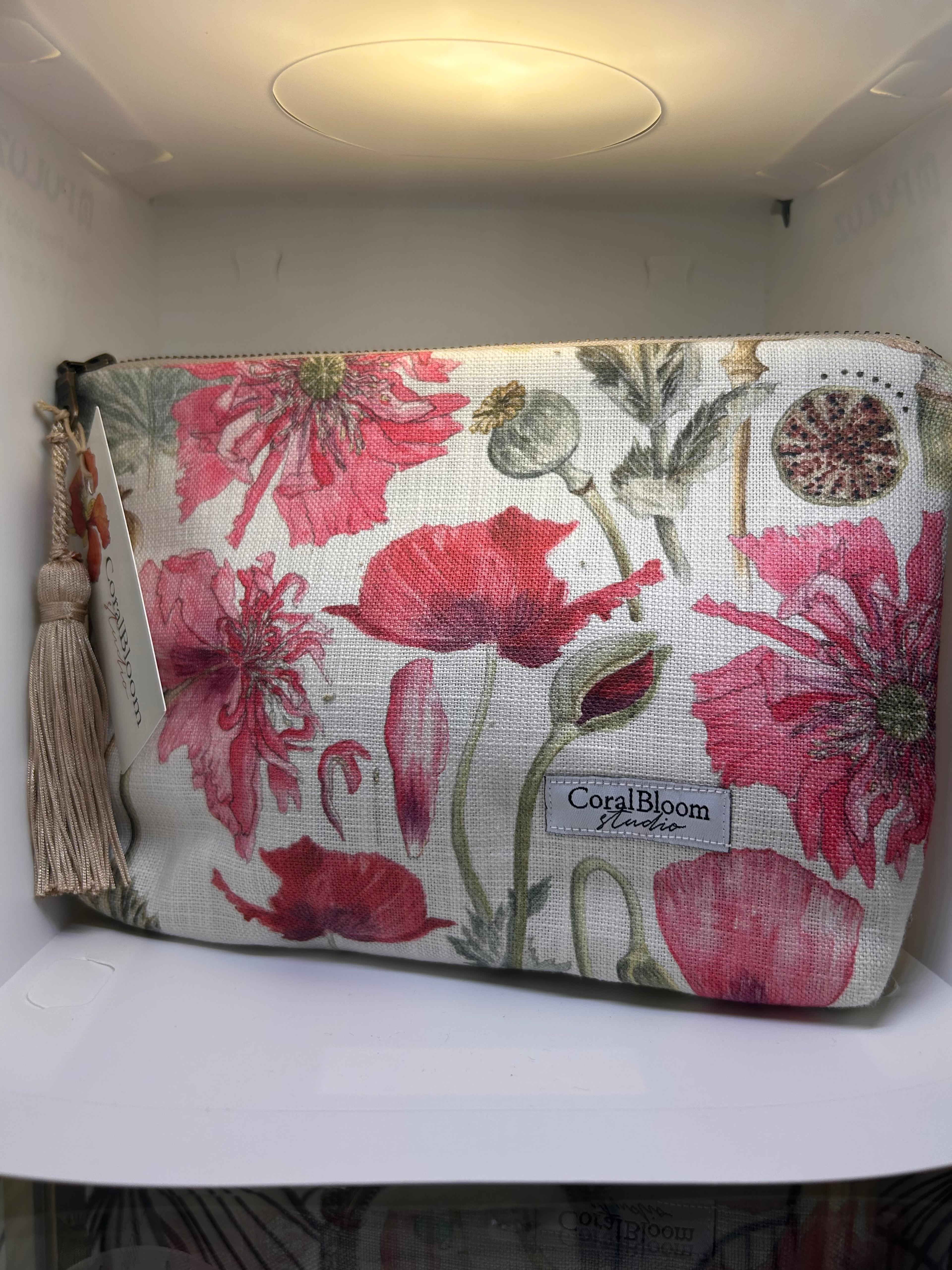 Poppy Tassel Clutch