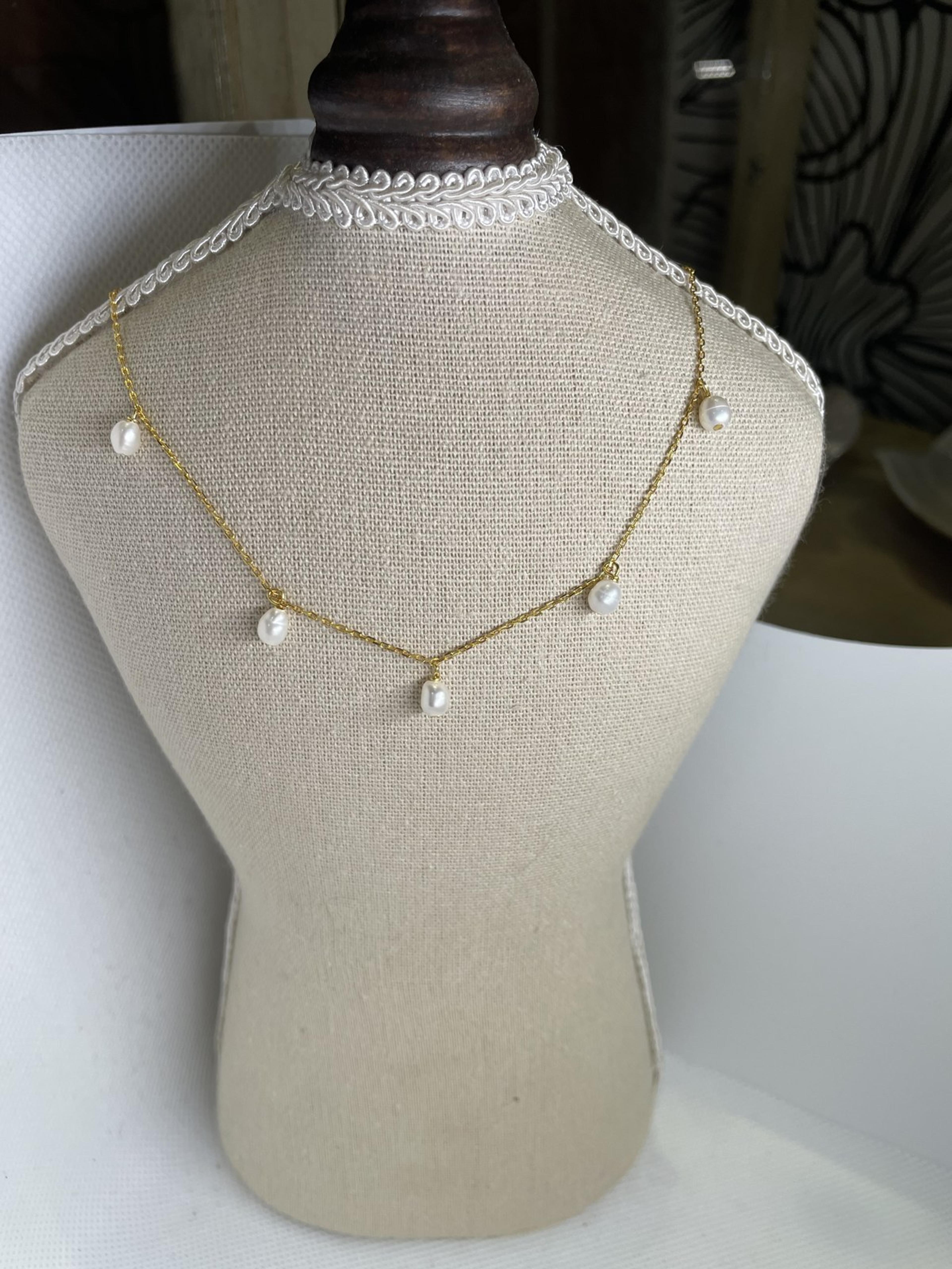 Freshwater Pearl Drop Necklace
