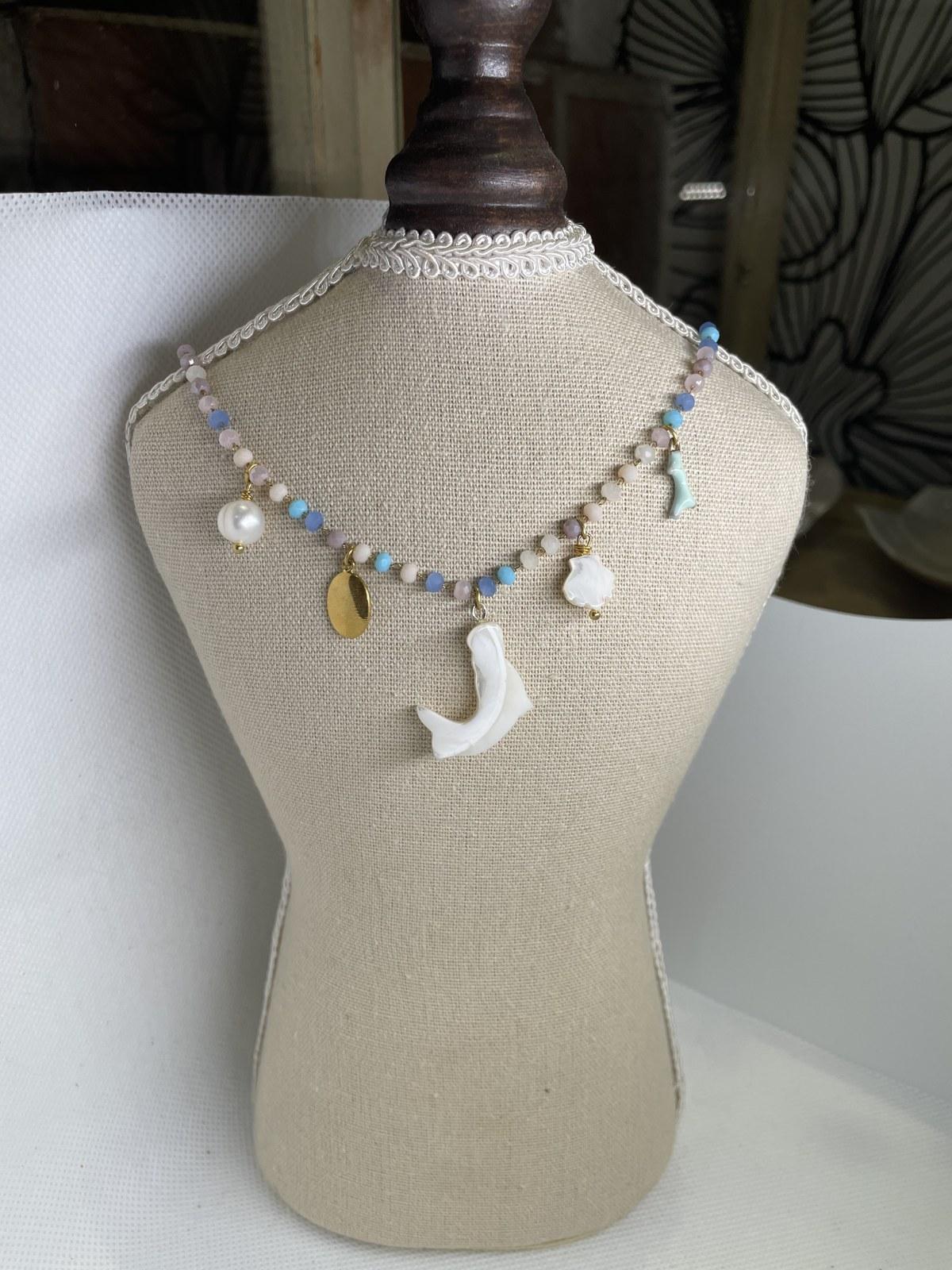 Ondina Necklace - Mother of Pearl & Baroque Pearl Charm Necklace