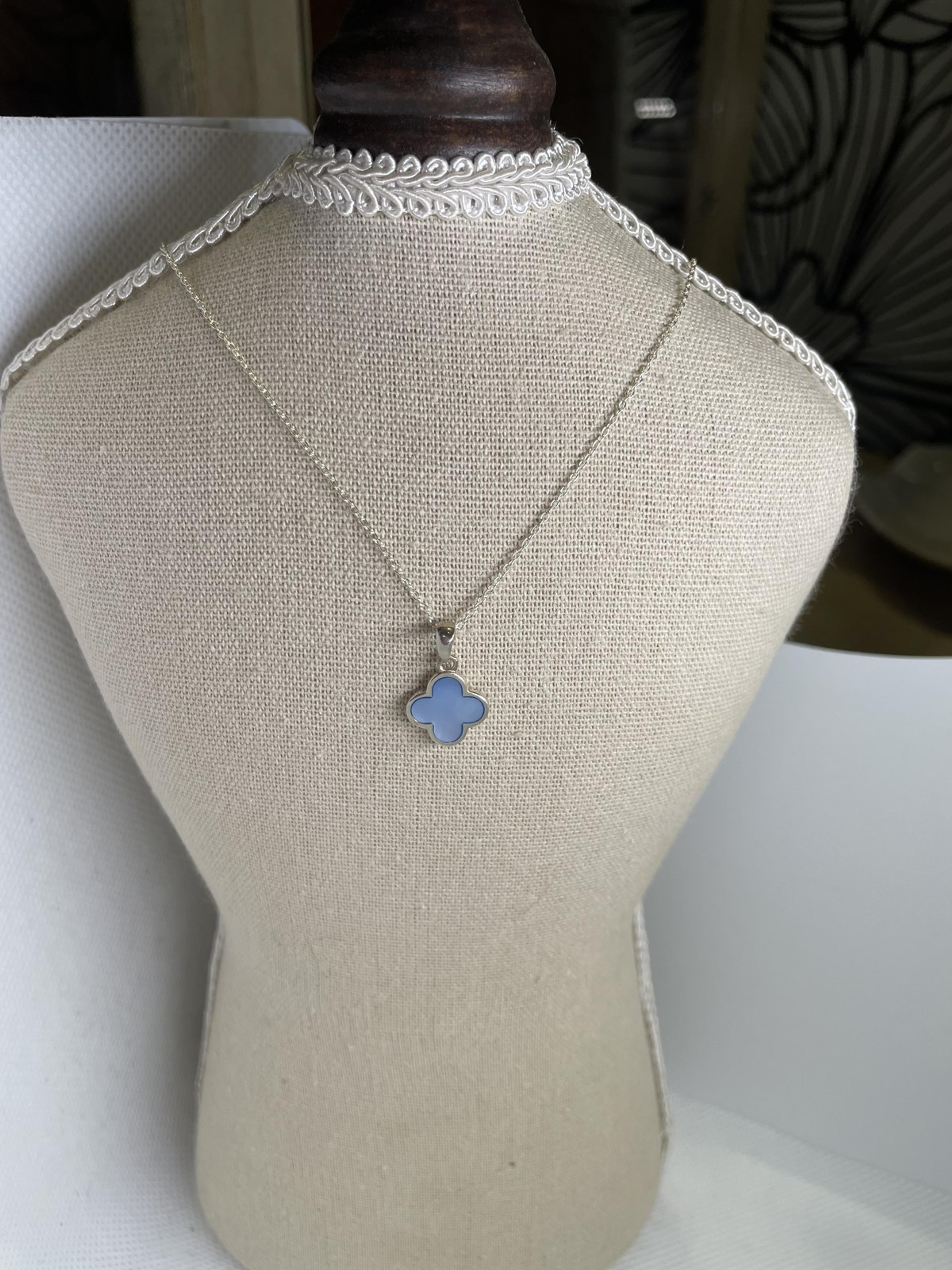 Blue Clover Pendant Necklace