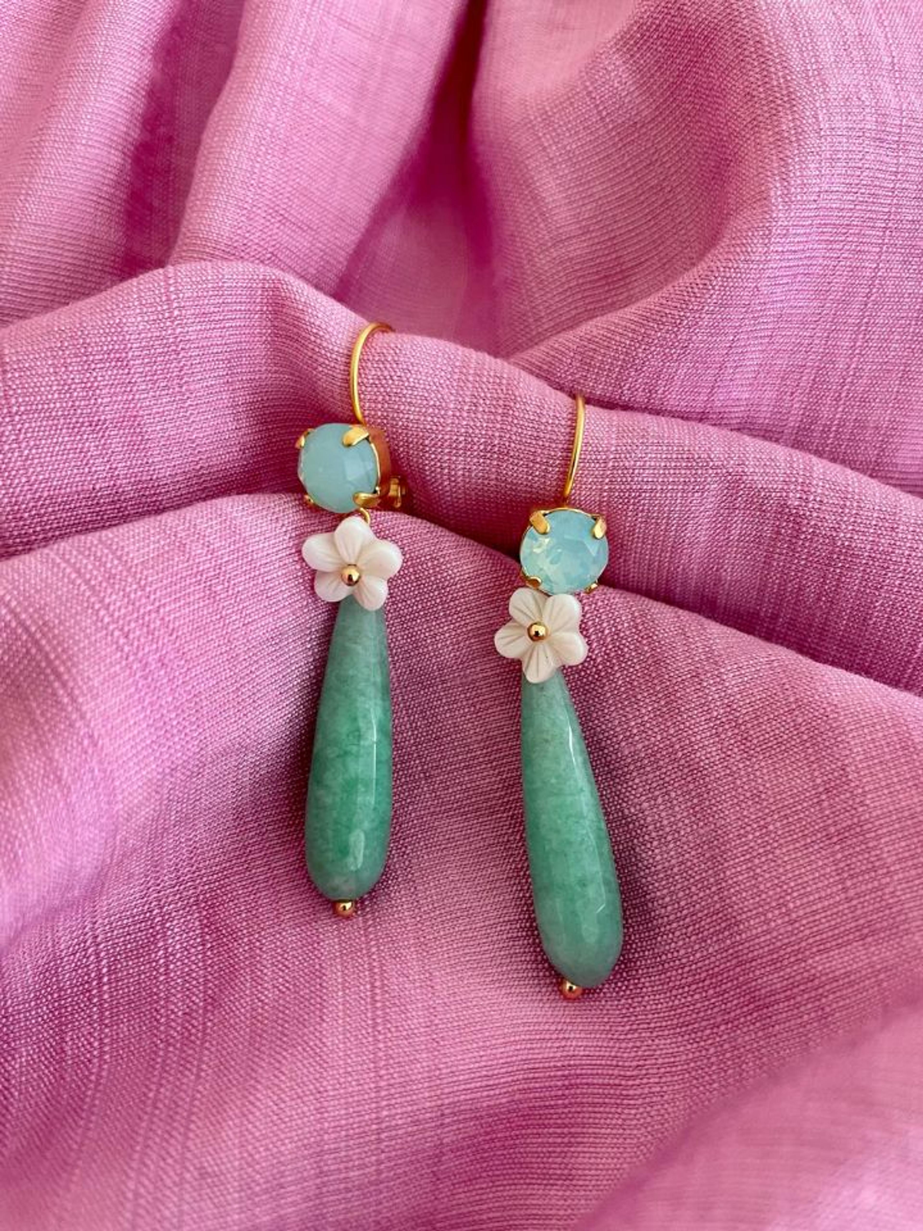 Bougainvillea Cafe Narcissus Earrings