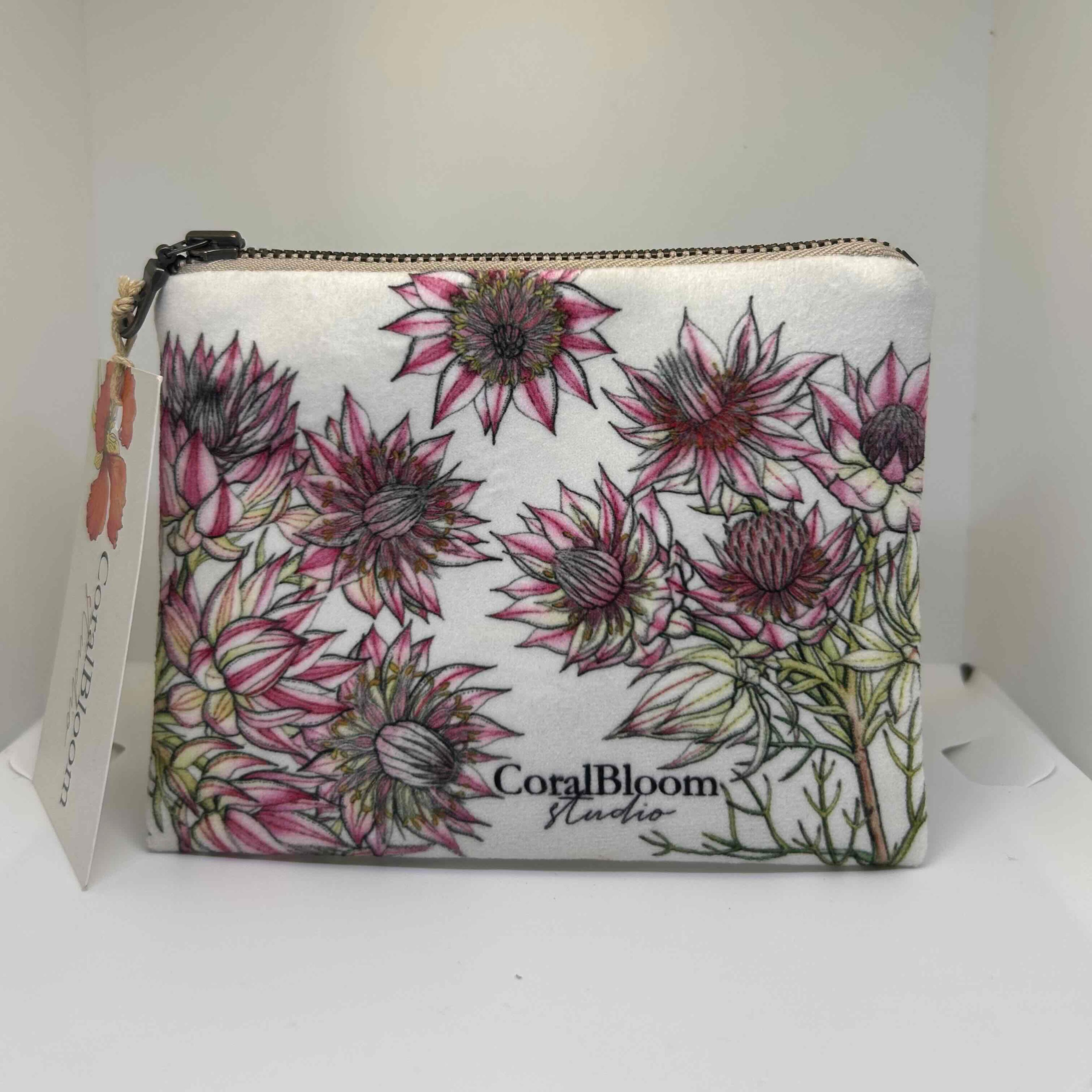 Small Zip Pouch - Everlasting Flower