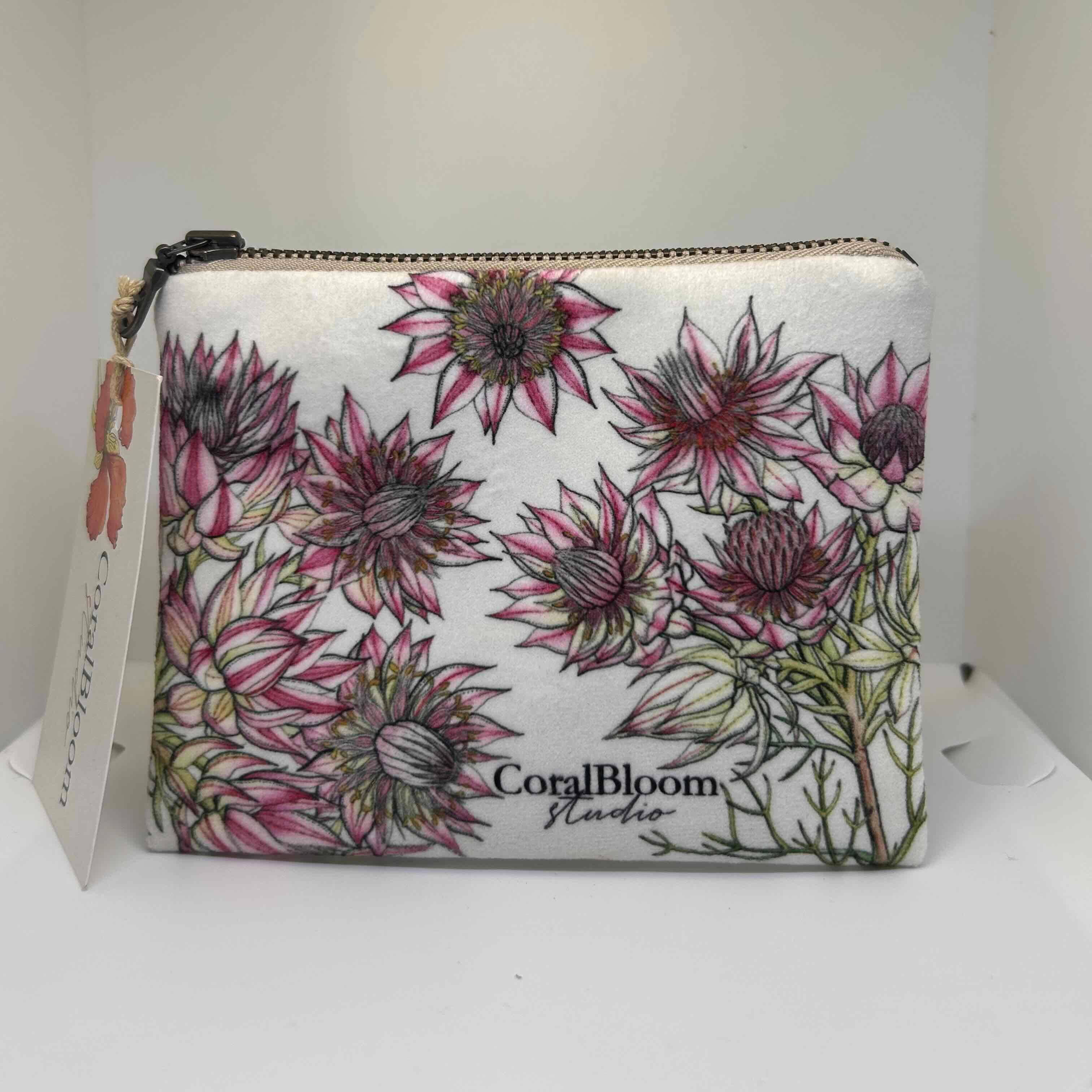 Small Zip Pouch - Everlasting Flower