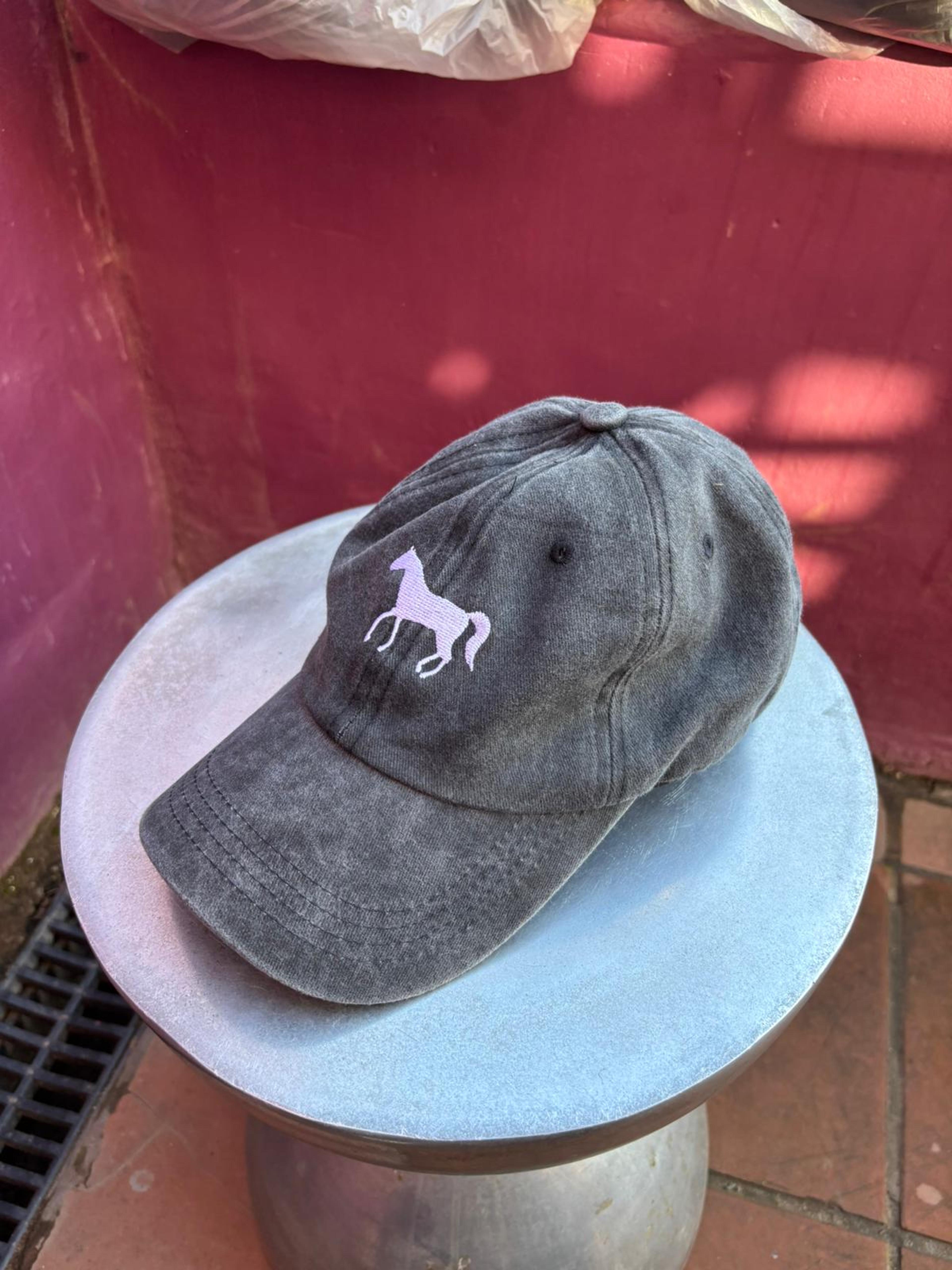 Washed Cotton Horse Embroidery Cap