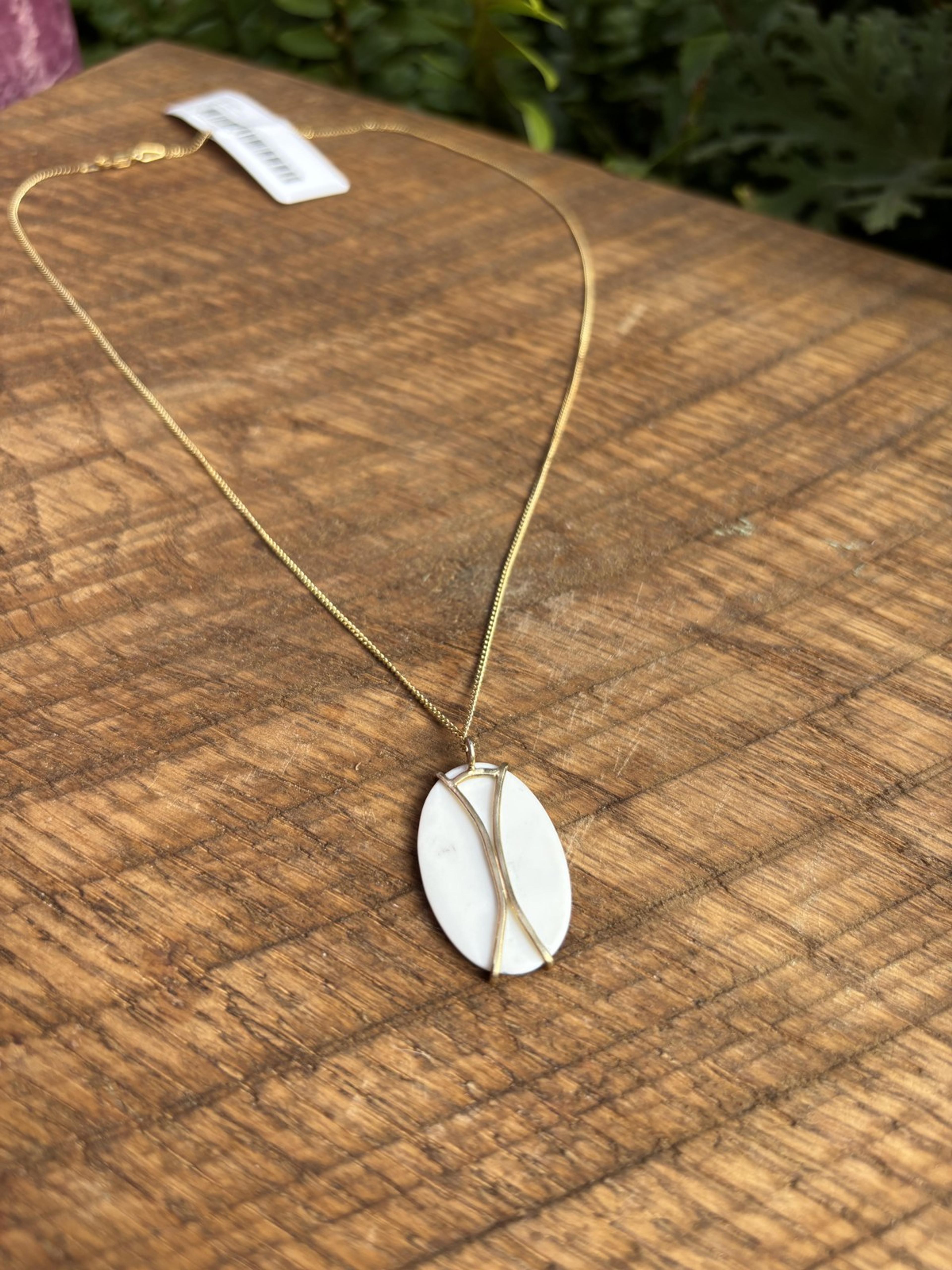 Plain Wire-Wrapped Oval Pendant Necklace