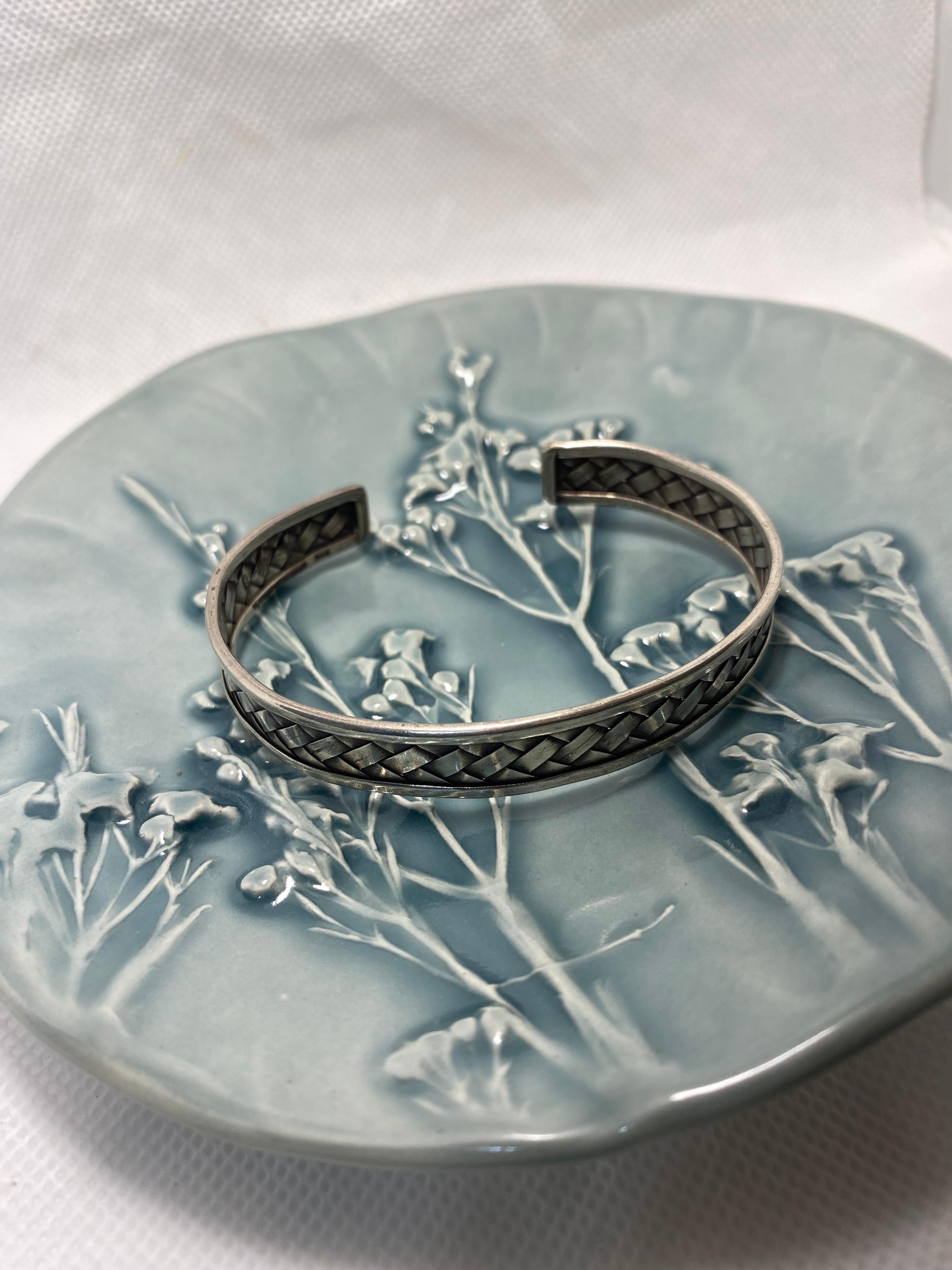 Interwoven bangle