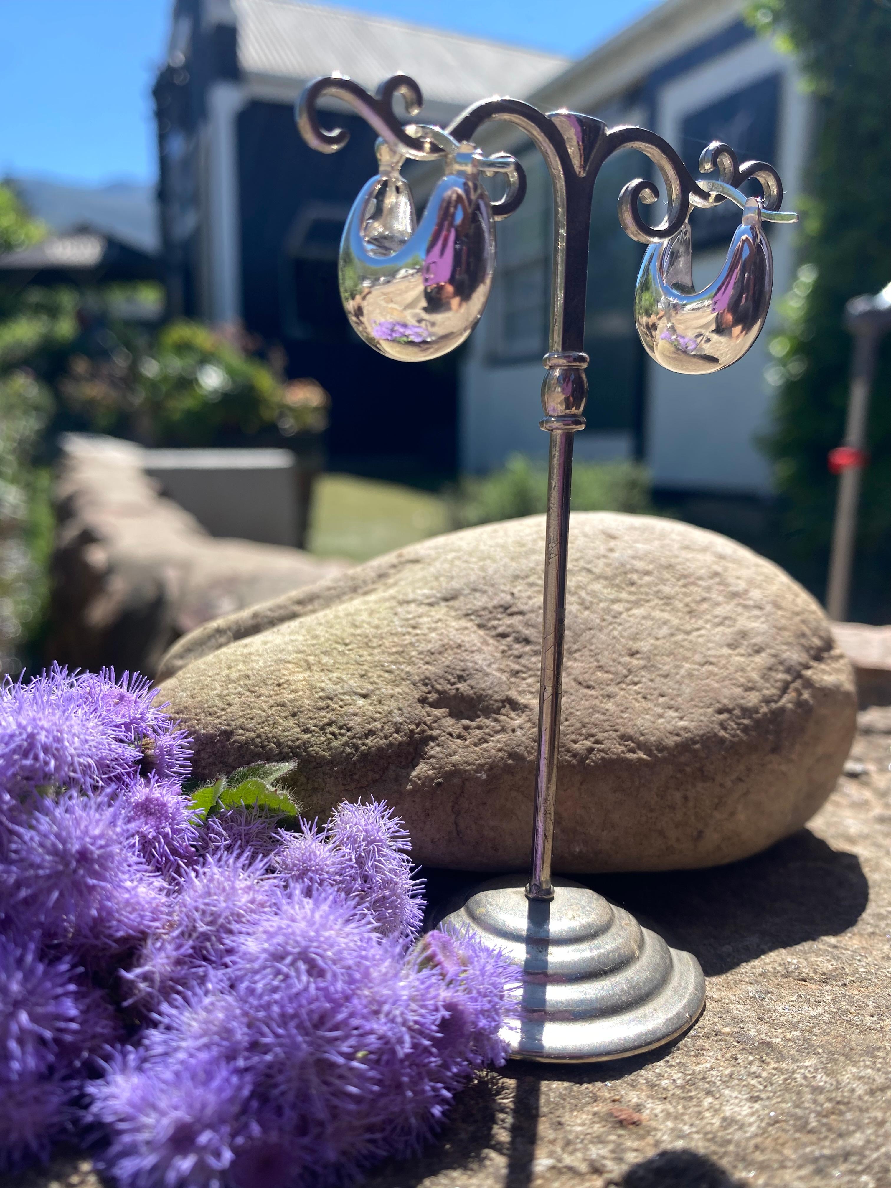 The Chunky Crescent Hoops