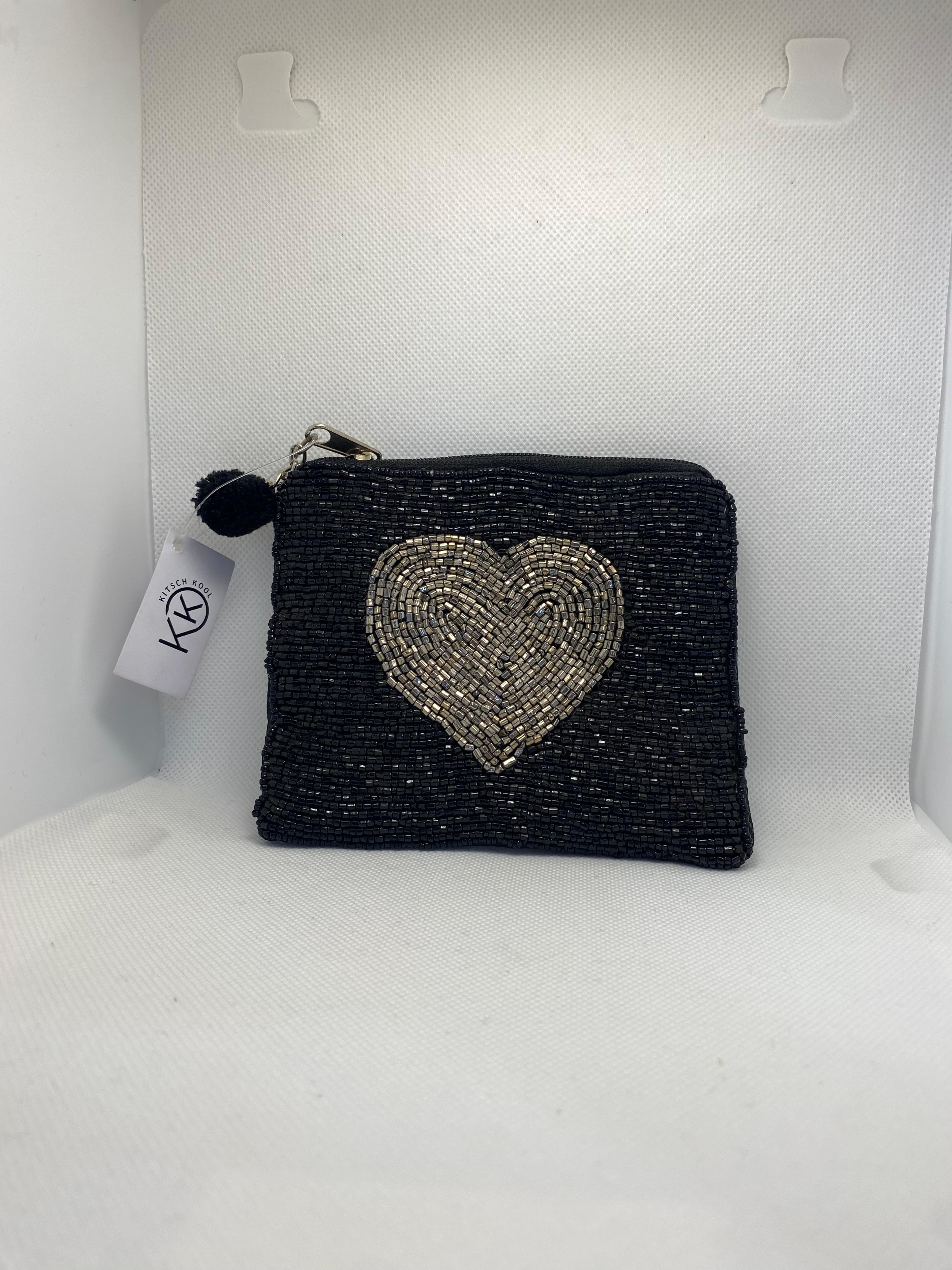 Kitch Kool Beaded Coin Purse — Heart Silver