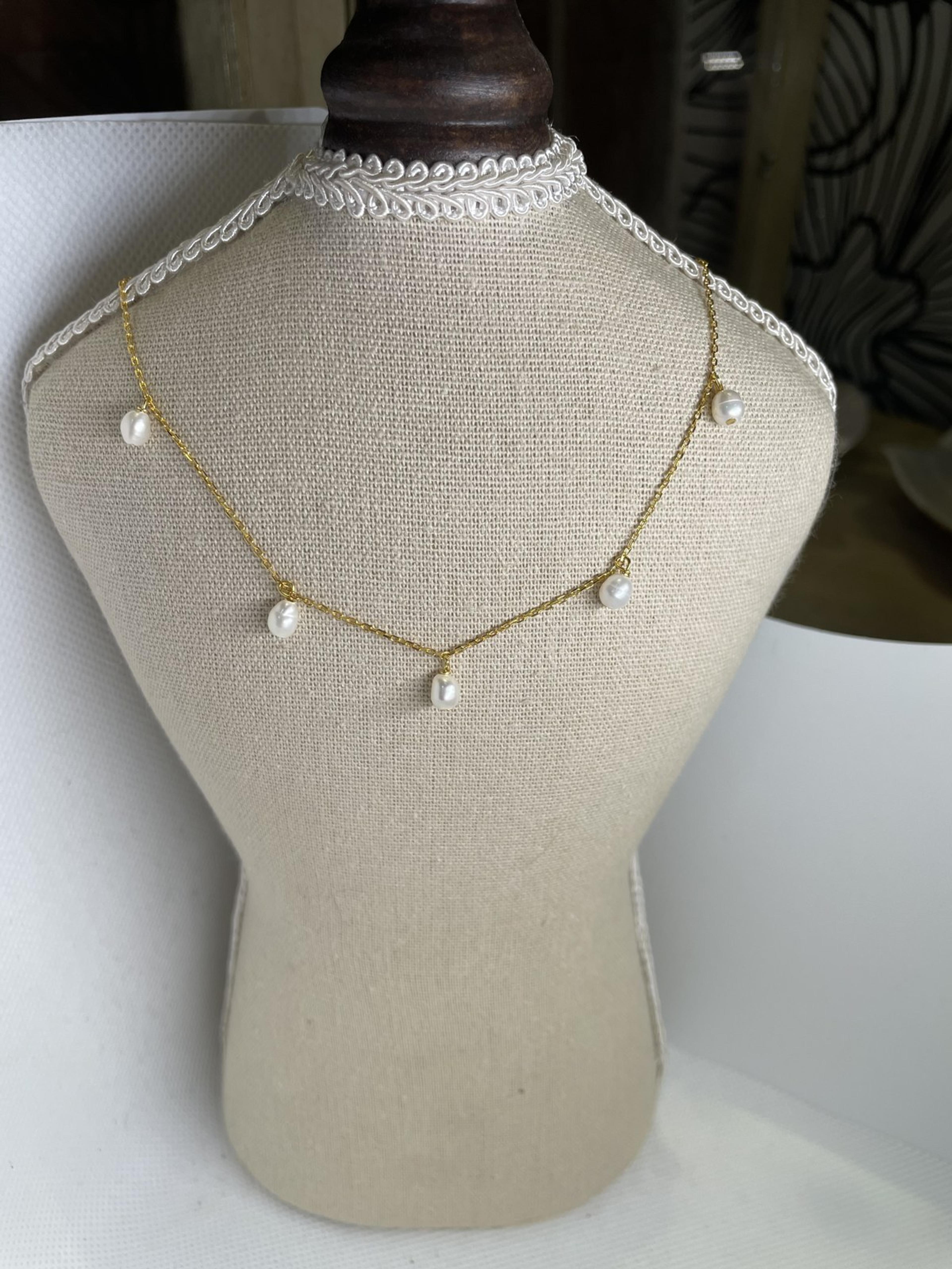 Freshwater Pearl Drop Necklace