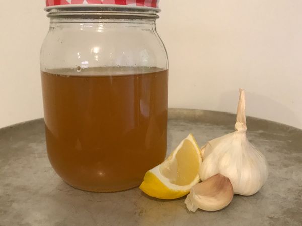 Slow Cooker Chicken Broth
