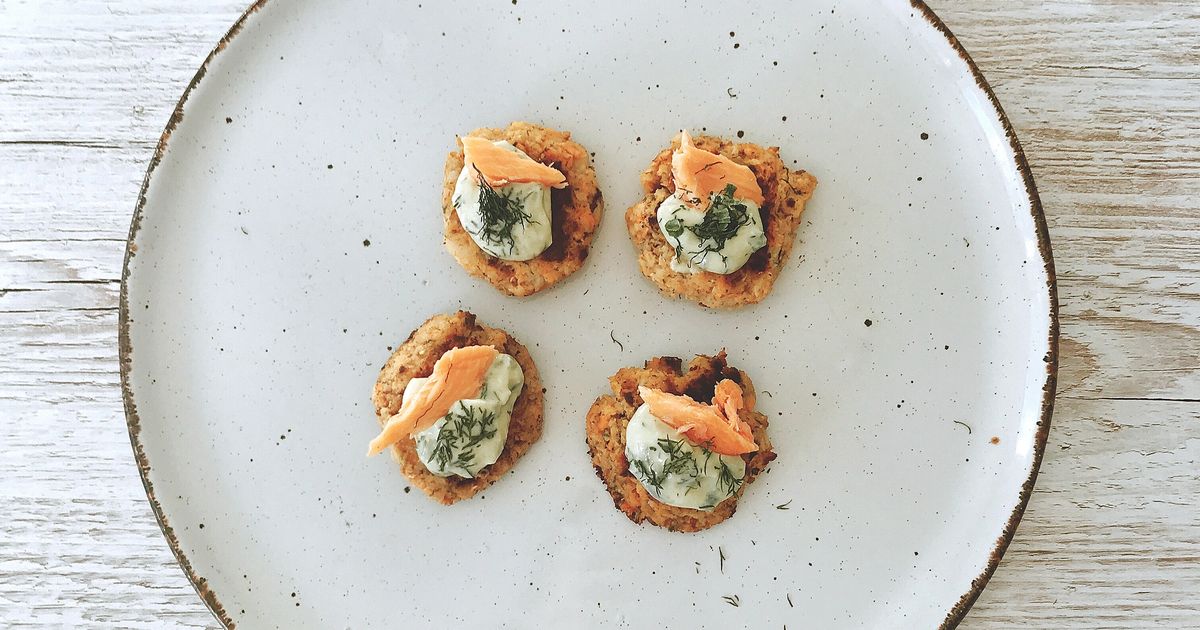 Smoked Salmon Cakes with Dill Yoghurt