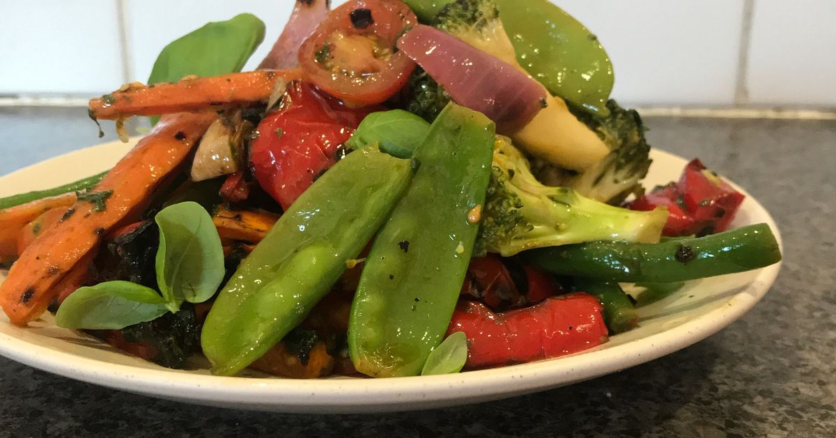 Grilled Vegetable Salad with Herby Dressing