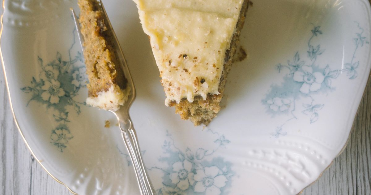 Carrot Cake with Pineapple and Hazelnut