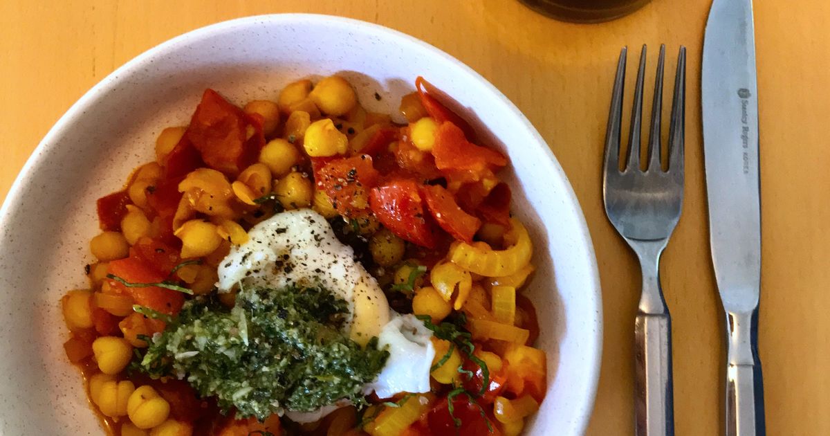 Braised Tomato Chickpea Stew