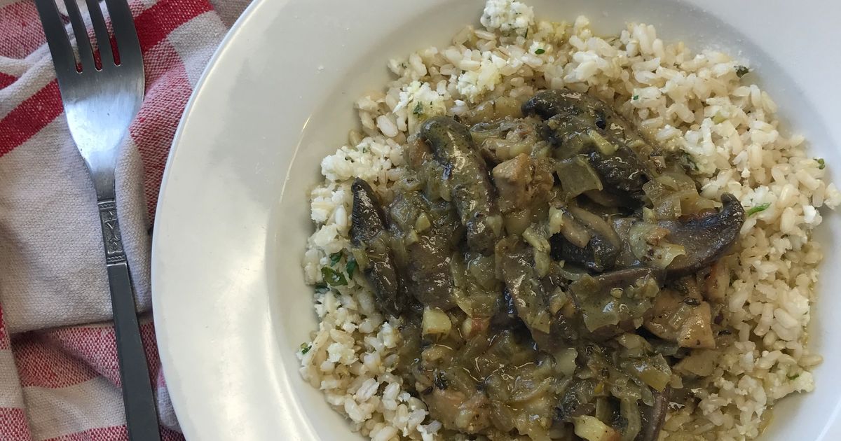 Creamy Winter Chicken with Mushrooms and Thyme