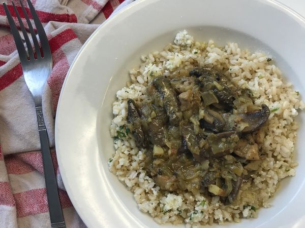 Creamy Winter Chicken with Mushrooms and Thyme