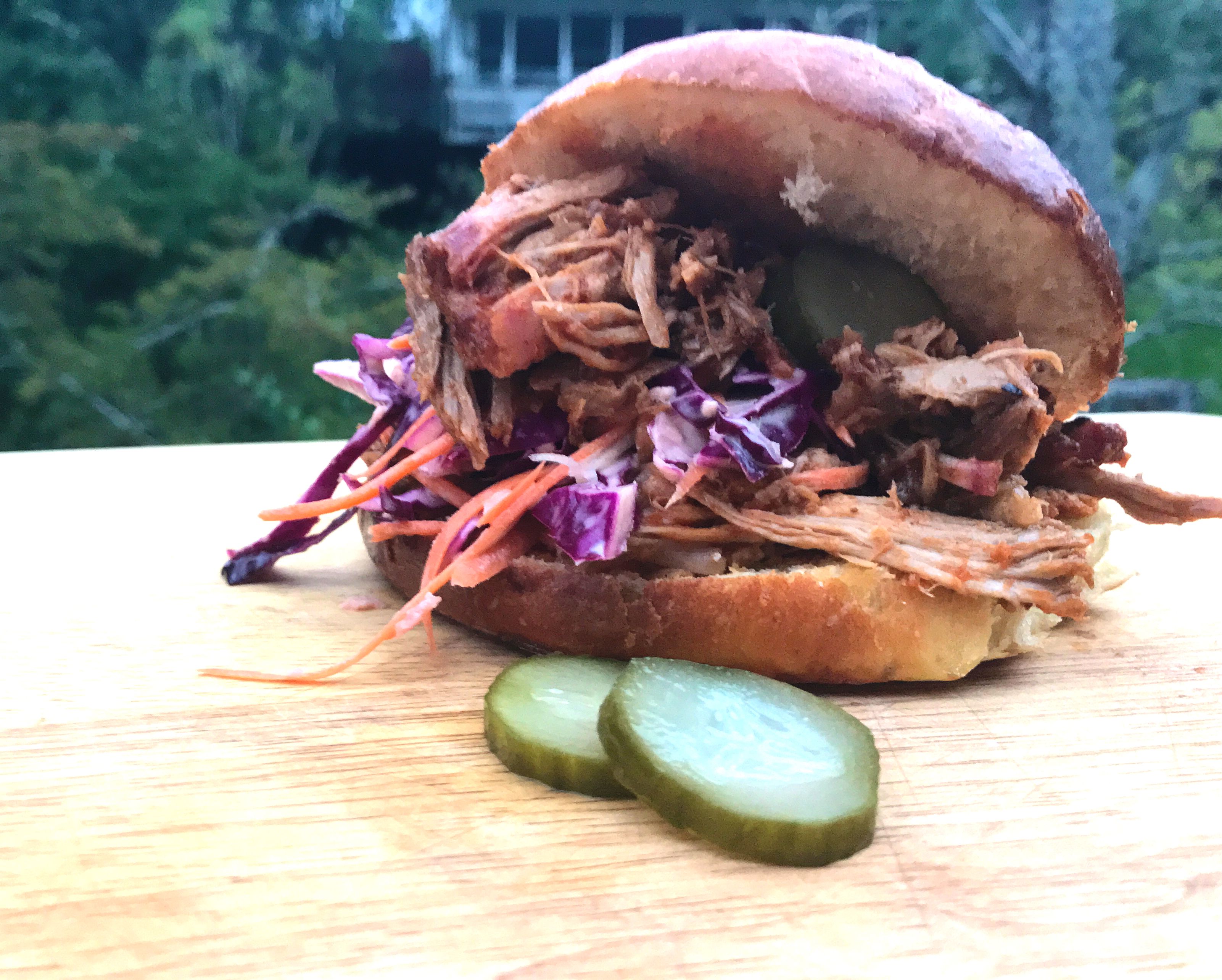 BBQ Pulled Pork Burgers