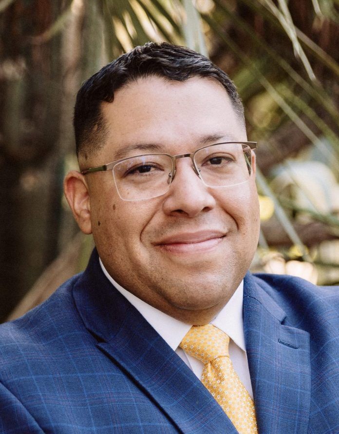 Luis Quiñonez